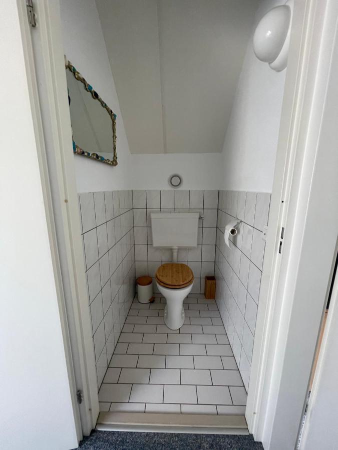 Freistehendes Ferienhaus Am See Naehe Roermond Heel Εξωτερικό φωτογραφία