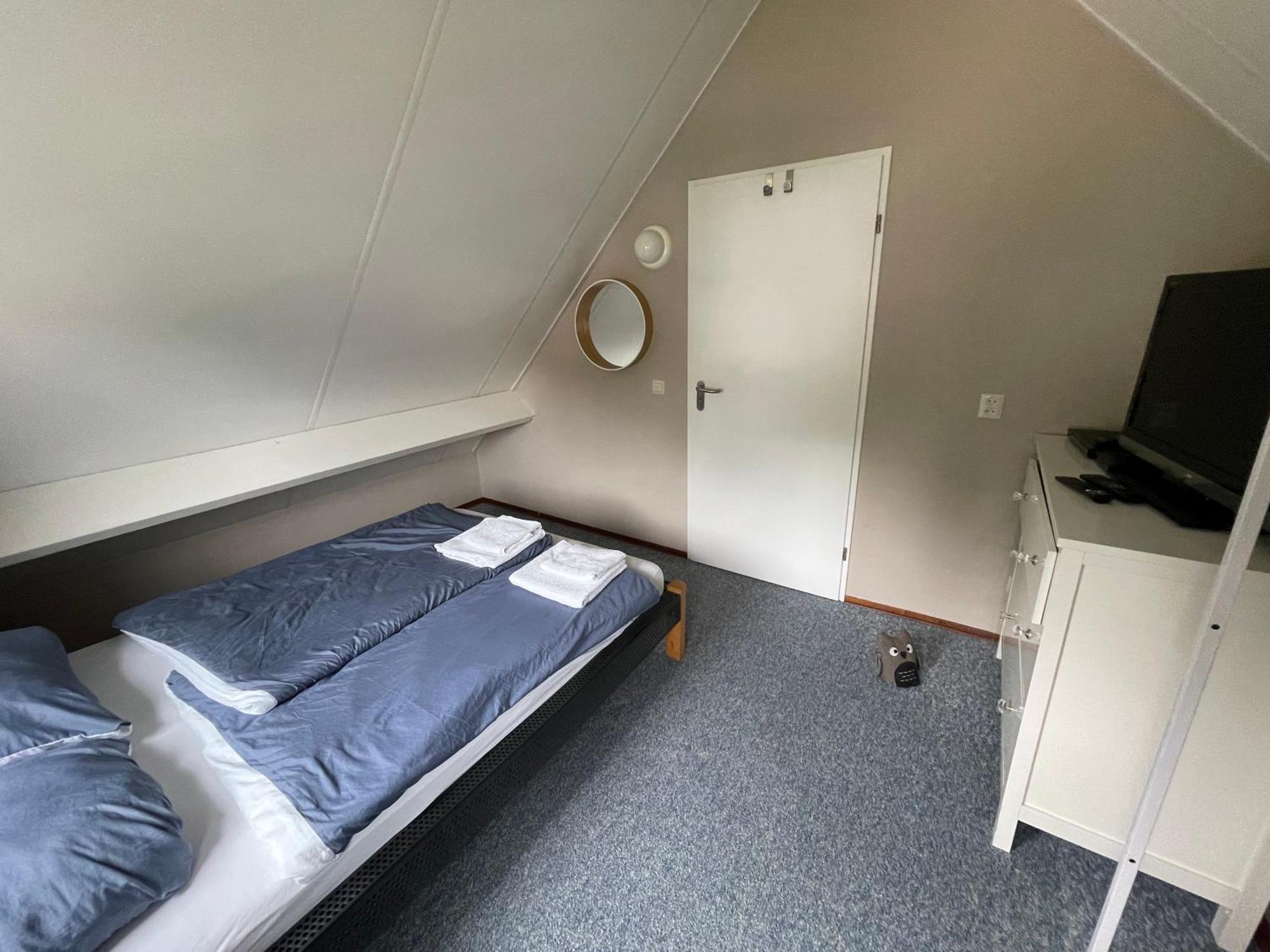 Freistehendes Ferienhaus Am See Naehe Roermond Heel Εξωτερικό φωτογραφία
